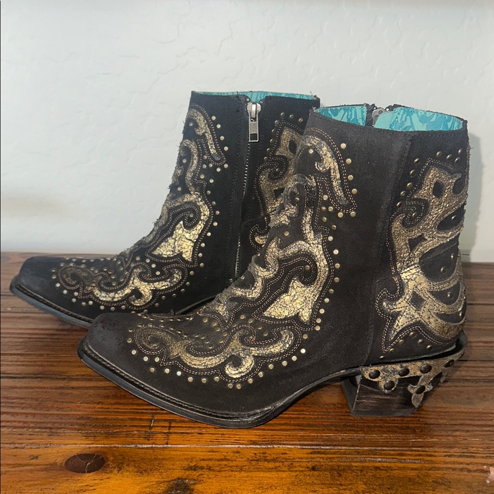 Corral Black and Gold Ankle Boots - Picture 3 of 16